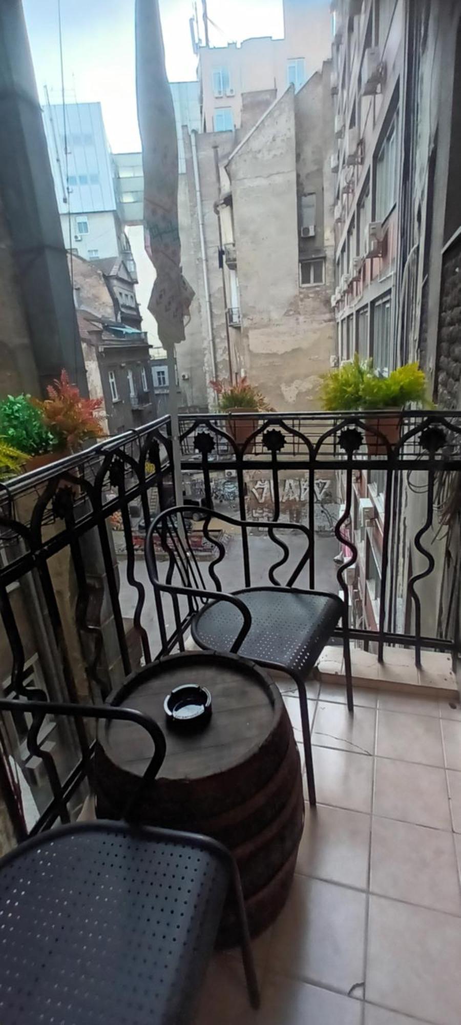 Authentic Belgrade Centre Apartments For Large Groups, Republic Square - Up To 47 People In 5 Apartments Oda fotoğraf