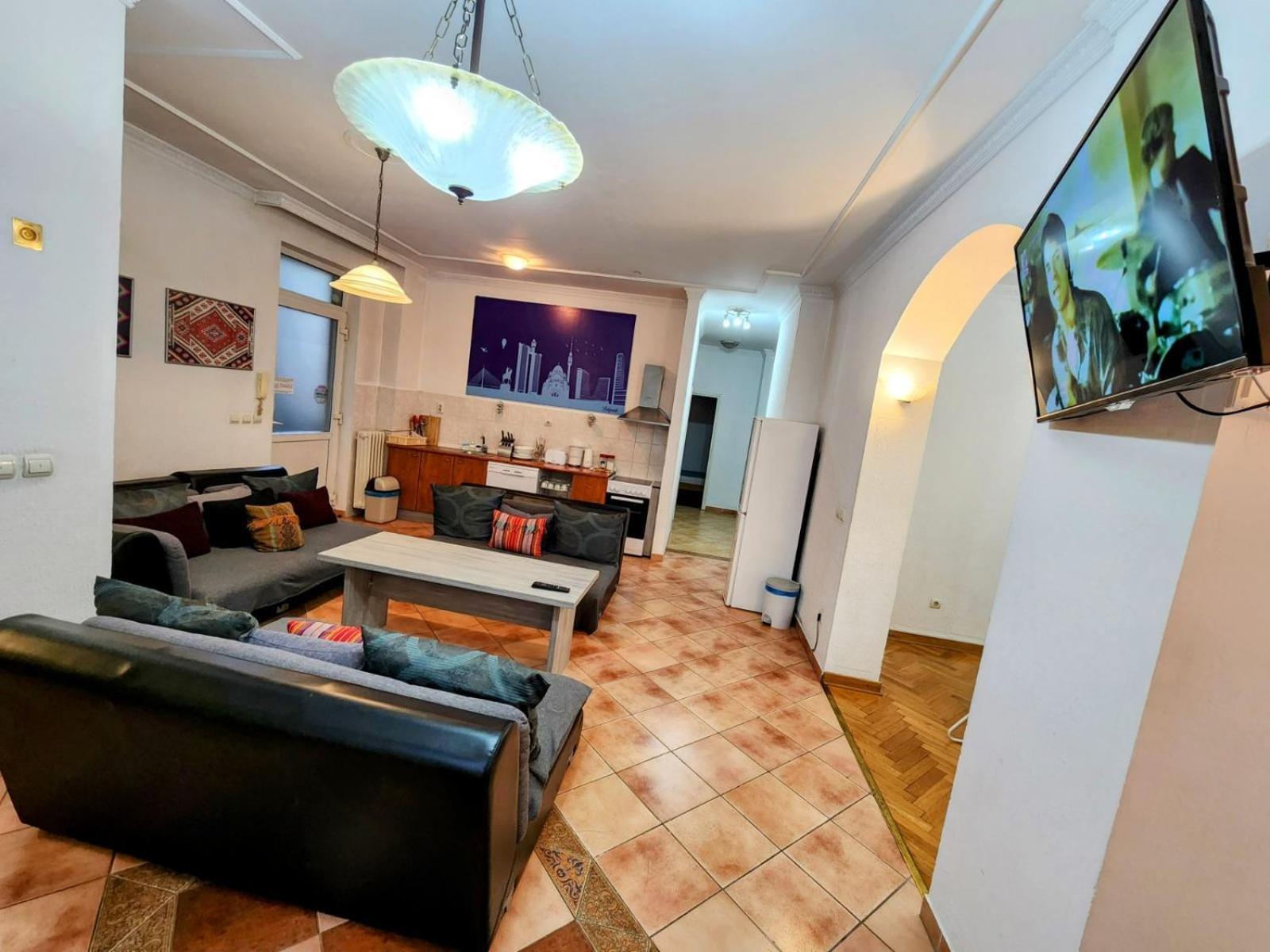 Authentic Belgrade Centre Apartments For Large Groups, Republic Square - Up To 47 People In 5 Apartments Oda fotoğraf