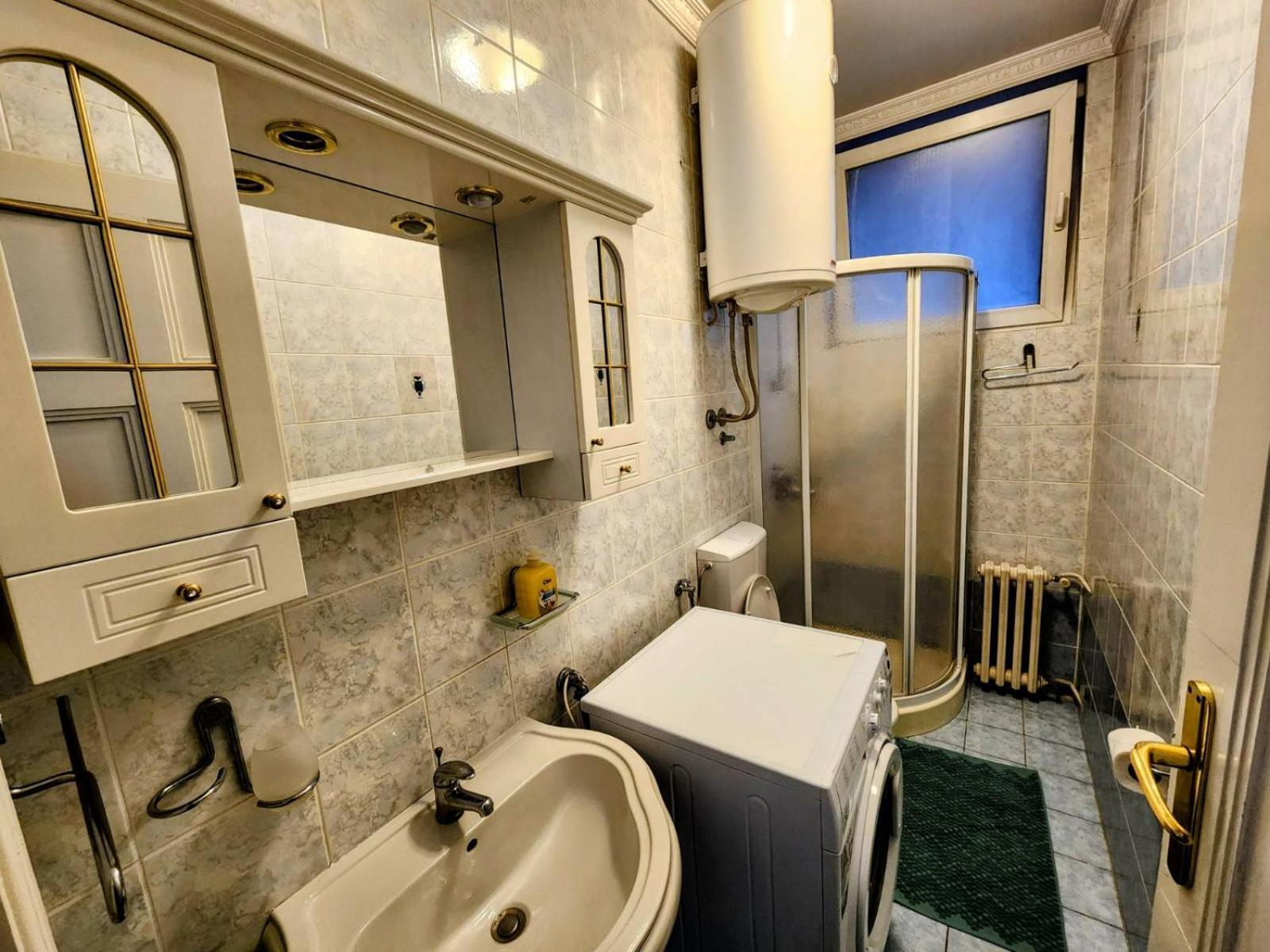 Authentic Belgrade Centre Apartments For Large Groups, Republic Square - Up To 47 People In 5 Apartments Oda fotoğraf