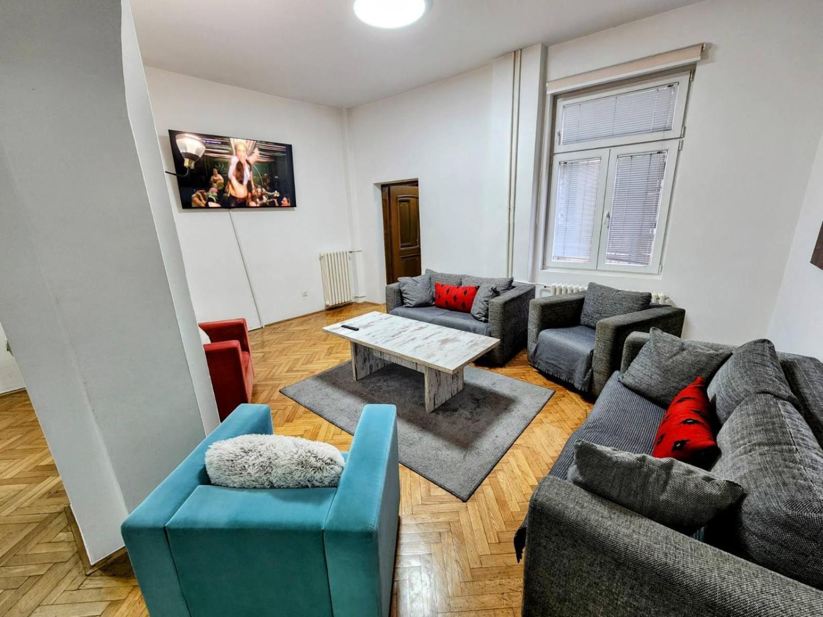 Authentic Belgrade Centre Apartments For Large Groups, Republic Square - Up To 47 People In 5 Apartments Oda fotoğraf